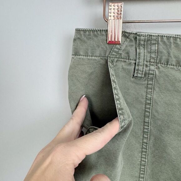 HUDSON JEANS | Olive Green Hunter Cargo Mini Skirt Women’s Size 31 (12) - Picture 6 of 10
